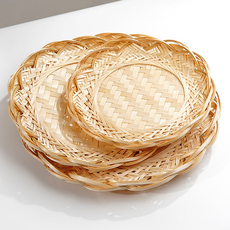 A three-piece set of rattan trays: large, medium, and small – a poetic interweaving of nature and life